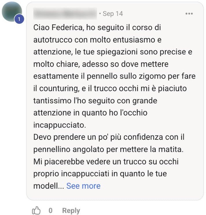 Screenshot di un messaggio nella community del corso su Skool, nome e foto oscurati